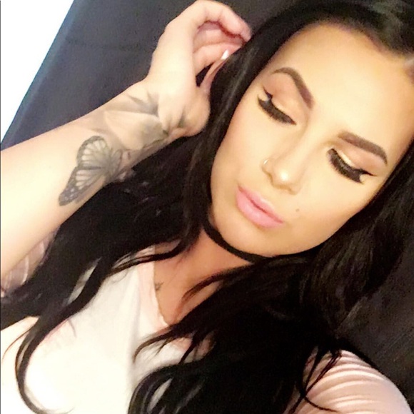 My name is April! - Picture 1 of 1